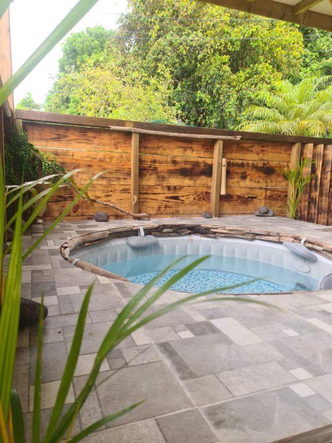 Riviere-Salee Kami Lodge F3 Jacuzzi מראה חיצוני תמונה
